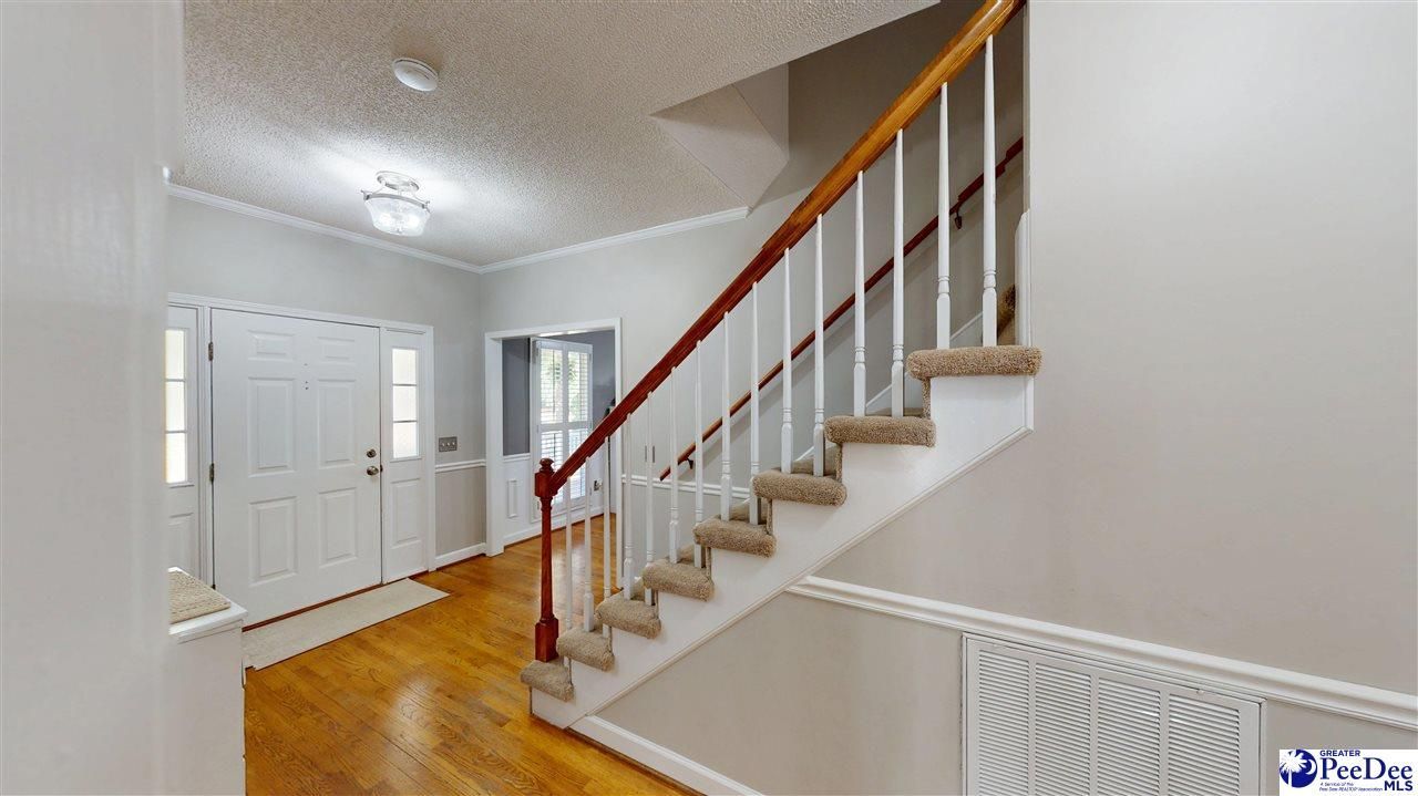 420 Meadow Brook Terrace Photo 23