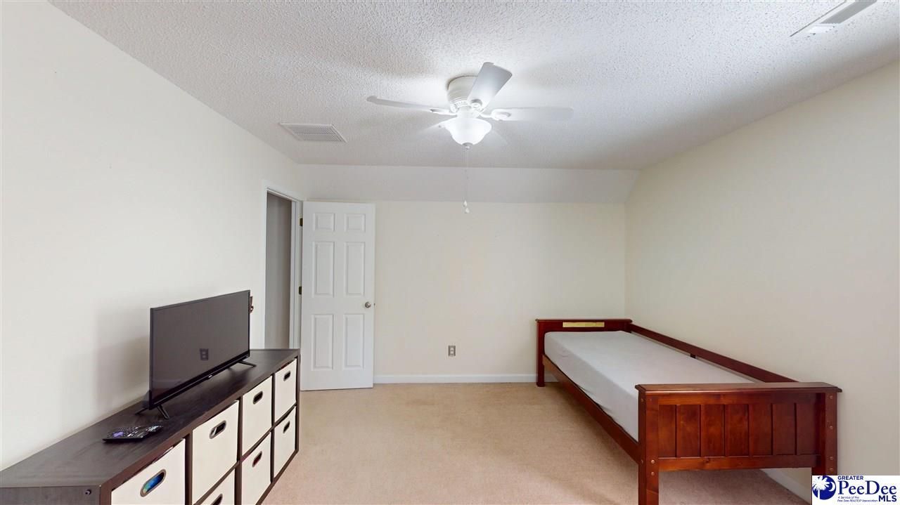 420 Meadow Brook Terrace Photo 32