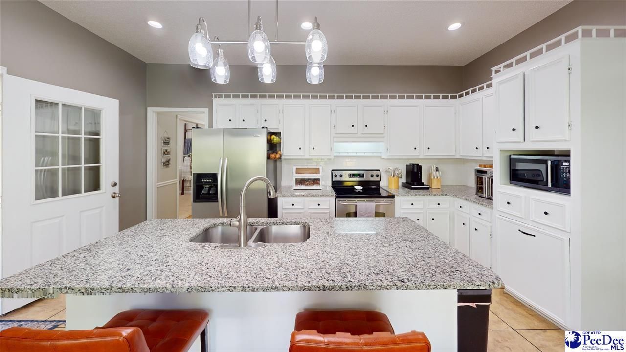420 Meadow Brook Terrace Photo 6