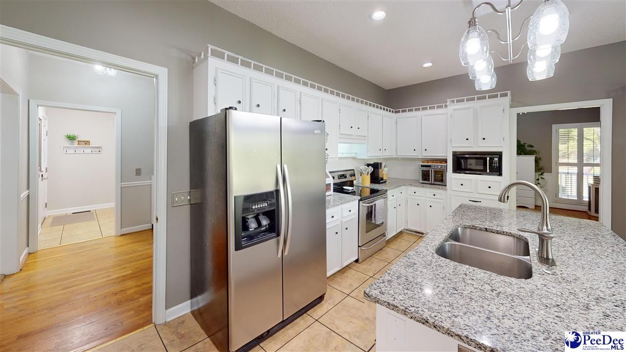 420 Meadow Brook Terrace Photo 9