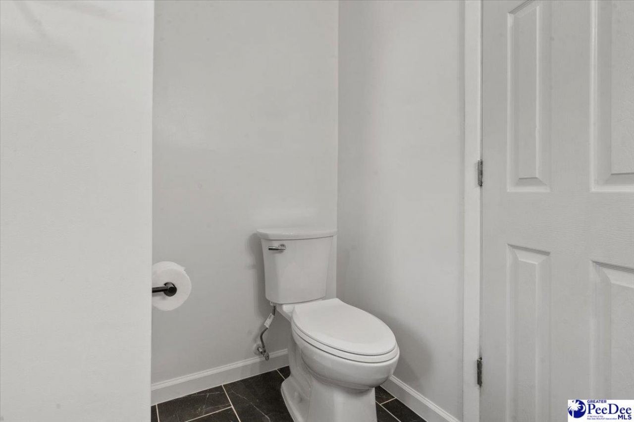 301 W Coleman Ave Photo 30
