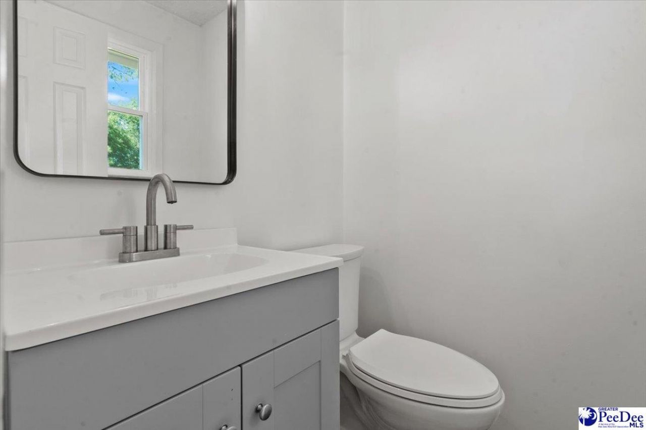 301 W Coleman Ave Photo 38