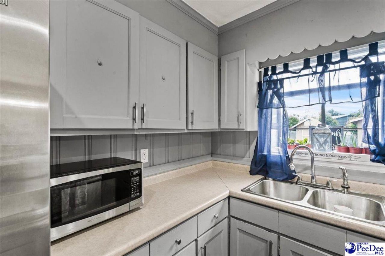 1404 Harrison St Photo 12