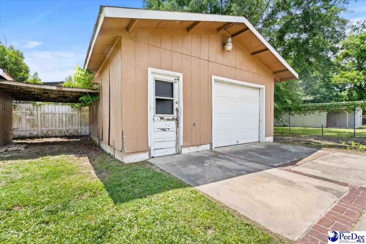 1404 Harrison St Photo 36