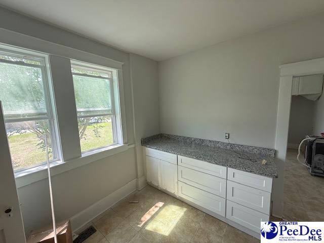 701 King Avenue Photo 6