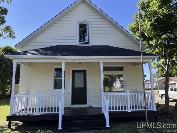 702 Wabash Street, Ishpeming, MI 49849