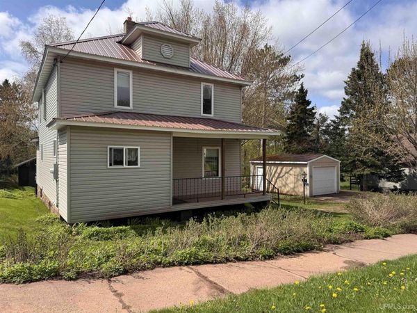 217 Kennedy Street, Ironwood, MI 49938