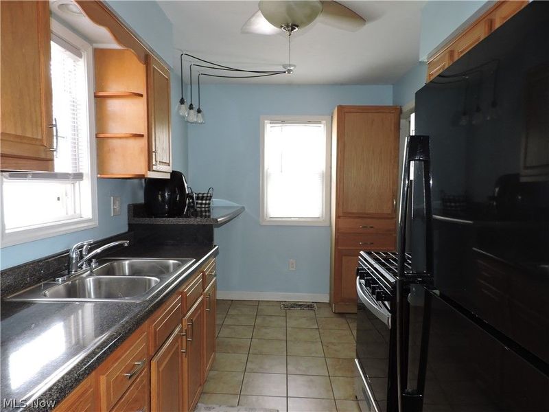 13015 Astor Avenue , Cleveland, OH 44135 Photo 4
