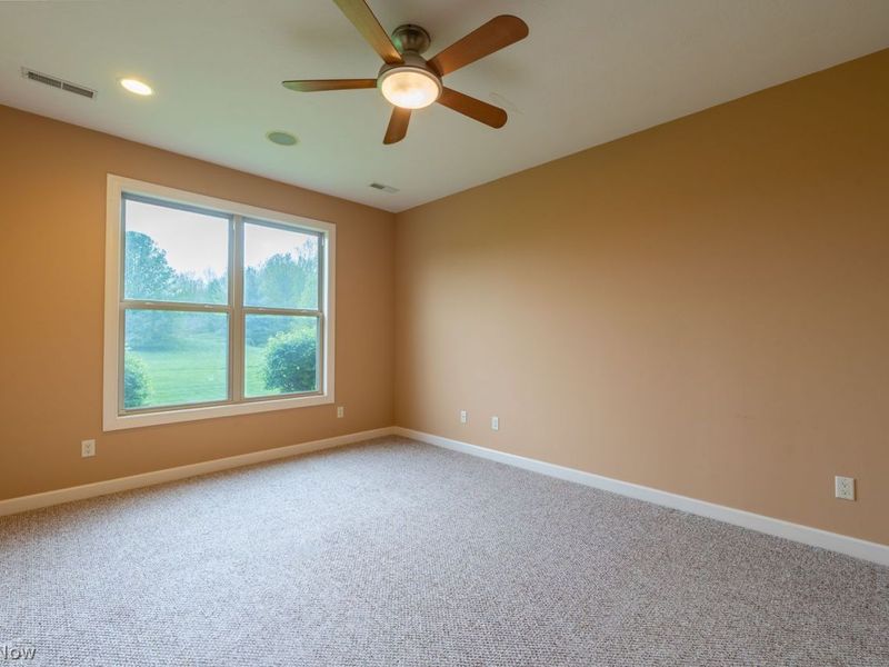 604 Rundle Street , Lagrange, OH 44050 Photo 18