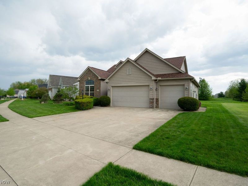 604 Rundle Street , Lagrange, OH 44050 Photo 5