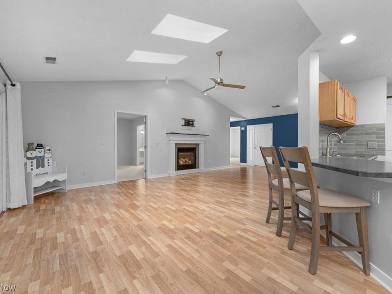 819 Renee Drive , Wadsworth, OH 44281 Photo 10