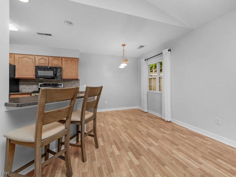 819 Renee Drive , Wadsworth, OH 44281 Photo 13