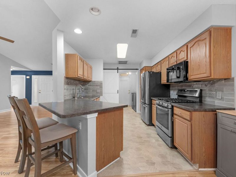 819 Renee Drive , Wadsworth, OH 44281 Photo 16