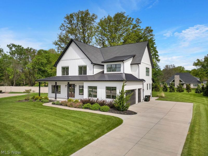 25746 Danielle Drive , Westlake, OH 44145 Photo 2