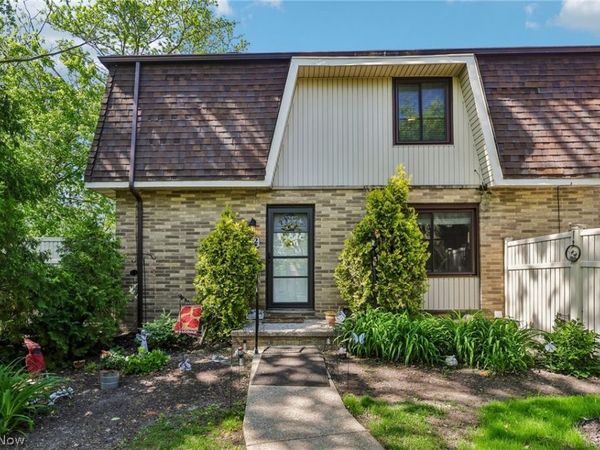 35955 Lakeshore Boulevard , Unit C2, Eastlake, OH 44095