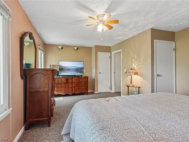 35955 Lakeshore Boulevard , Unit C2, Eastlake, OH 44095 Photo 15