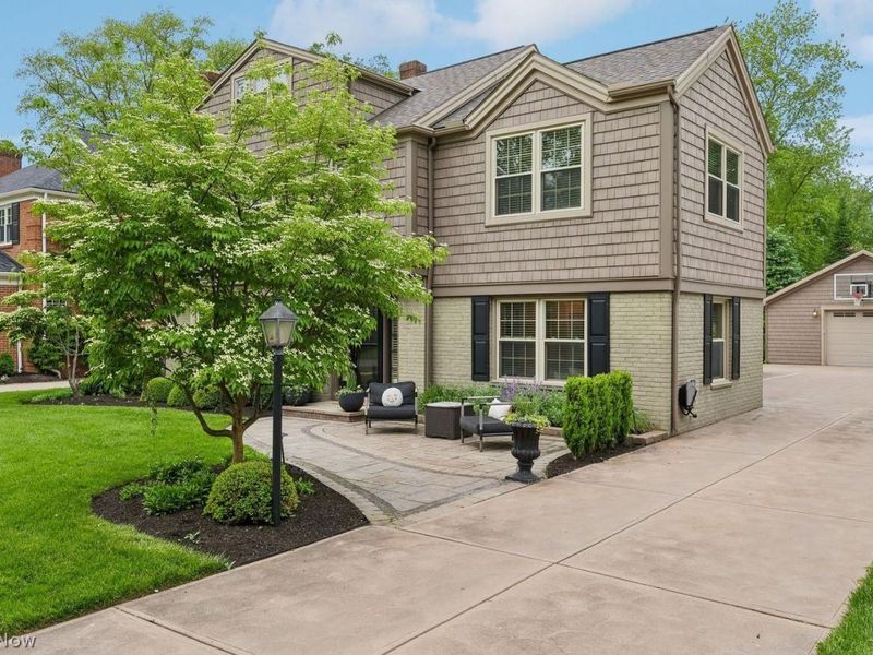 20646 Beacons Field Boulevard , Rocky River, OH 44116 Photo 2
