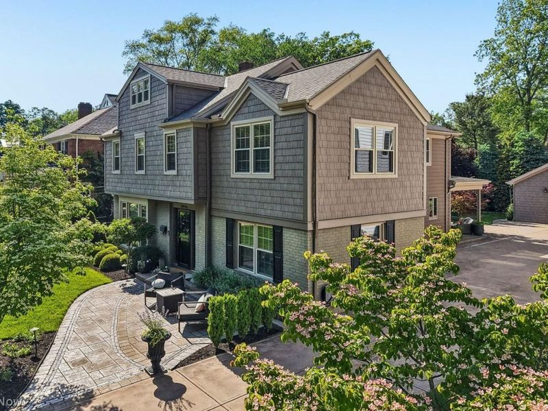 20646 Beacons Field Boulevard , Rocky River, OH 44116 Photo 47