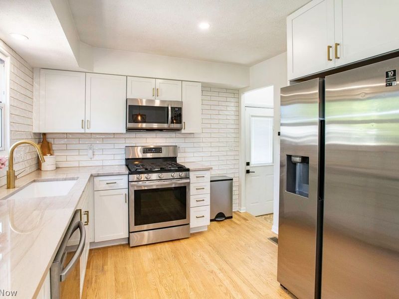 18018 Fairway , Cleveland, OH 44135 Photo 17