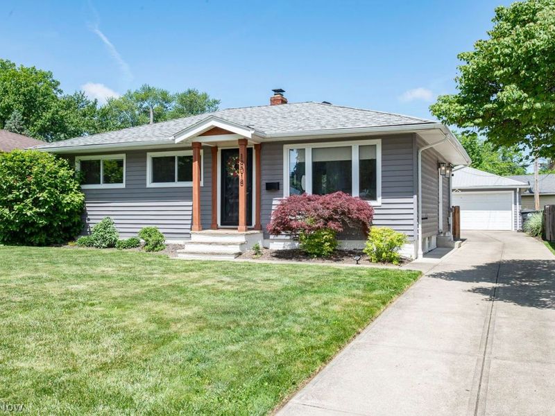 18018 Fairway , Cleveland, OH 44135 Photo 2
