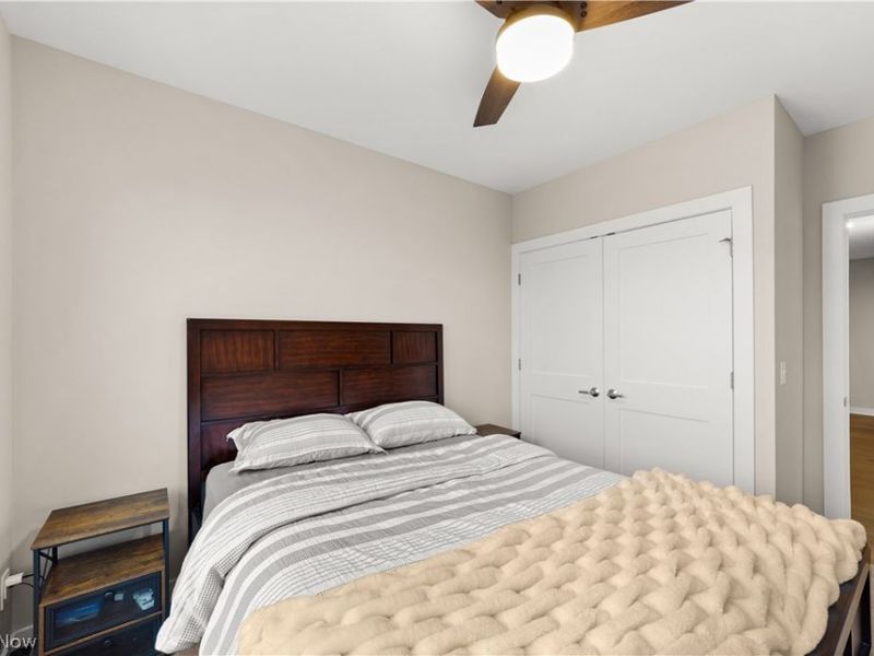 11202 North Park Place , Cleveland, OH 44104 Photo 20