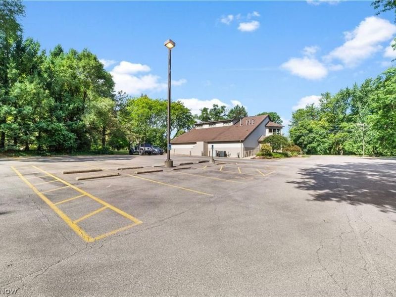6071 Middle Ridge Road , Lorain, OH 44053 Photo 2