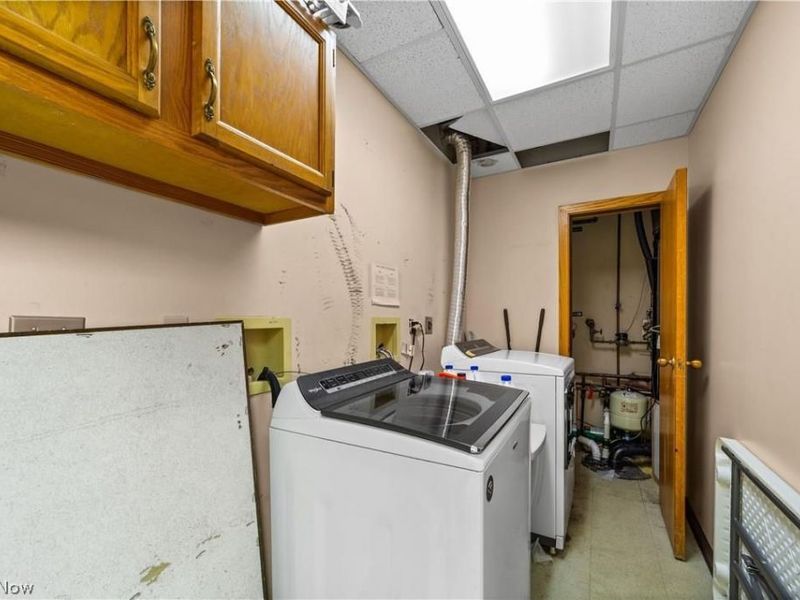 6071 Middle Ridge Road , Lorain, OH 44053 Photo 35