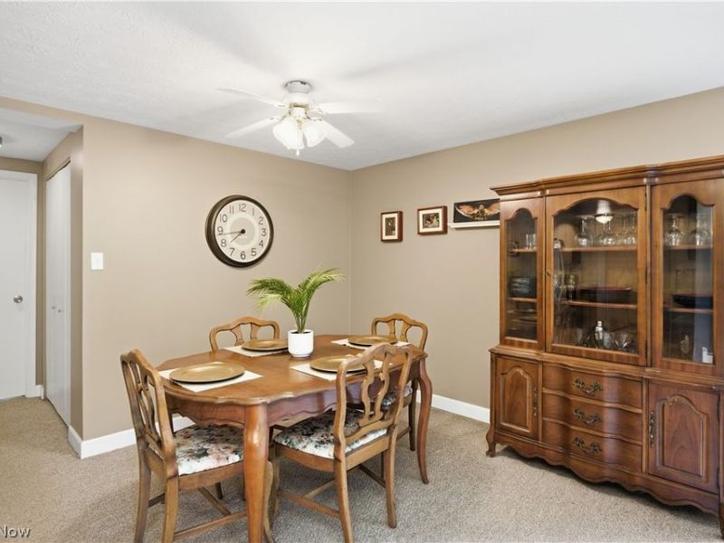 6895 Carriage Hill Drive , Brecksville, OH 44141 Photo 12