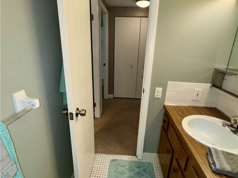 6895 Carriage Hill Drive , Brecksville, OH 44141 Photo 33