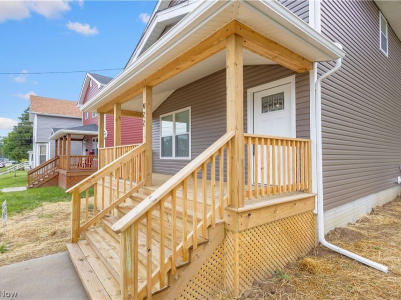 422 Abington Avenue , Zanesville, OH 43701 Photo 2