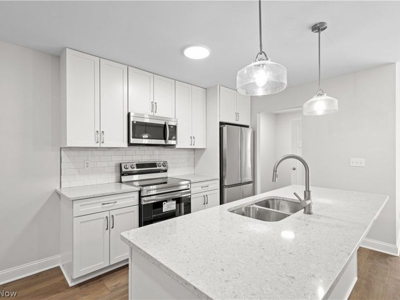 422 Abington Avenue , Zanesville, OH 43701 Photo 5