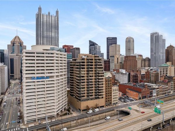 151 Fort Pitt Blvd, Unit 902, Pittsburgh, PA 15222