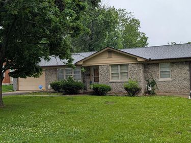 215 Forrest Drive, Lawrenceburg, KY 40342
