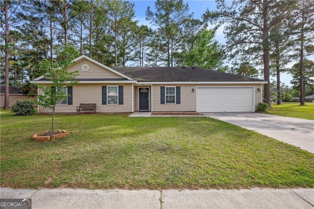 197 Blackwater Way, Springfield, GA 31329 Main Photo