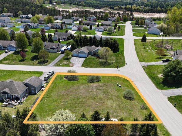 Powder Horn Drive, Traverse City, MI 49685