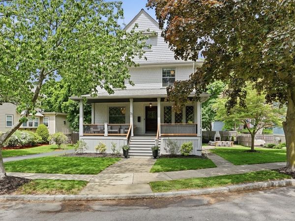 31 North Ave, Melrose, MA 02176