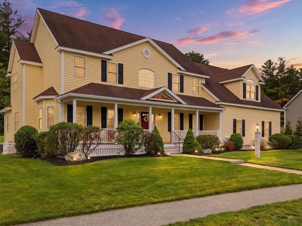 9 Boxwood Rd, Westford, MA 01886