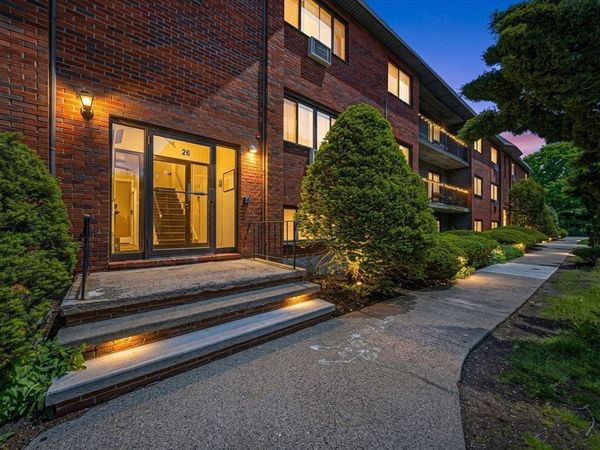 26 Faxon St., Unit 9, Stoughton, MA 02072
