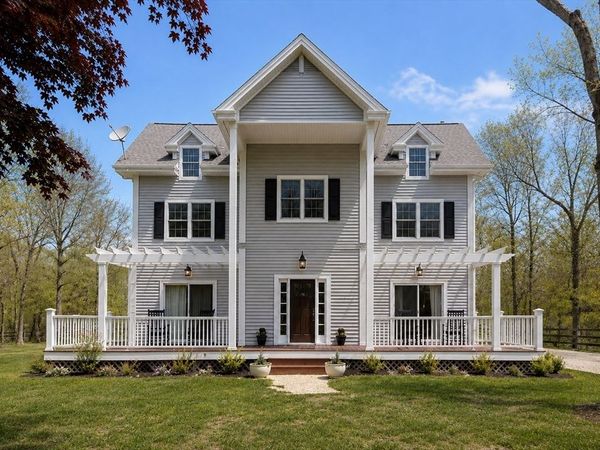 10 North Bog Rd, Edgartown, MA 02539