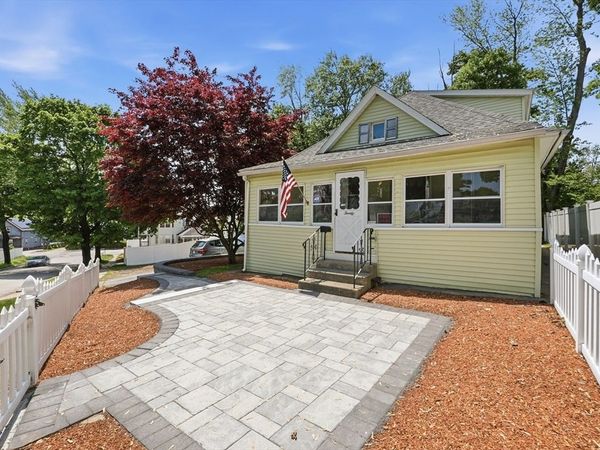 20 Lamar Ave, Worcester, MA 01604