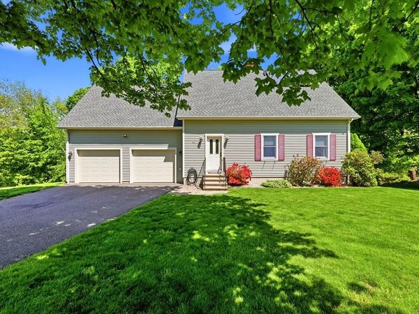 145 Rockrimmon St, Belchertown, MA 01007
