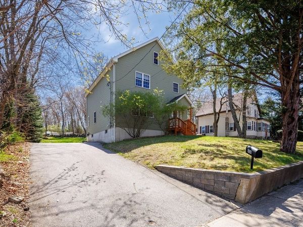 608 Church St, Northbridge, MA 01588