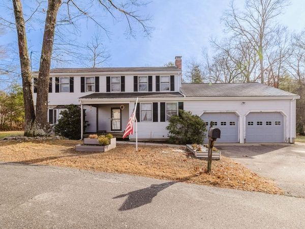 36 Indian Run Rd, Bellingham, MA 02019