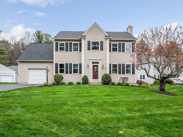 37 Beechwood Dr, Haverhill, MA 01832