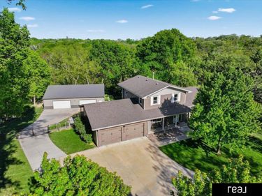 8415 N 45 Street , Omaha, NE 68152