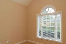 211 Faversham Lane photo 4