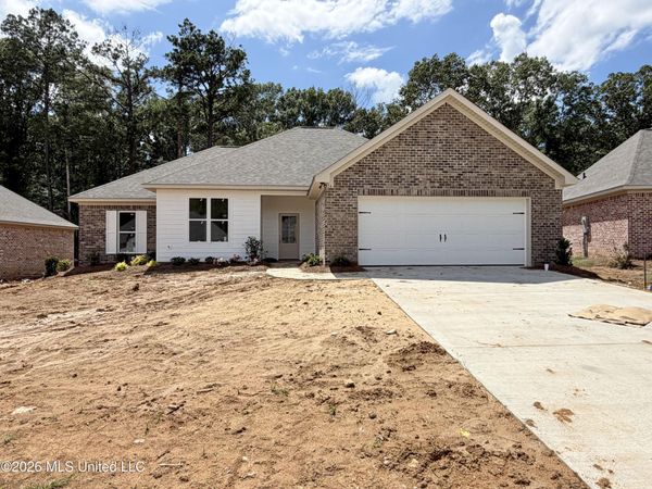 216 Anderson Oaks Drive, Pearl, MS 39208
