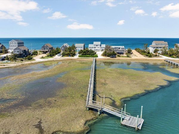 90 Salt Marsh Road , East Sandwich, MA 02537