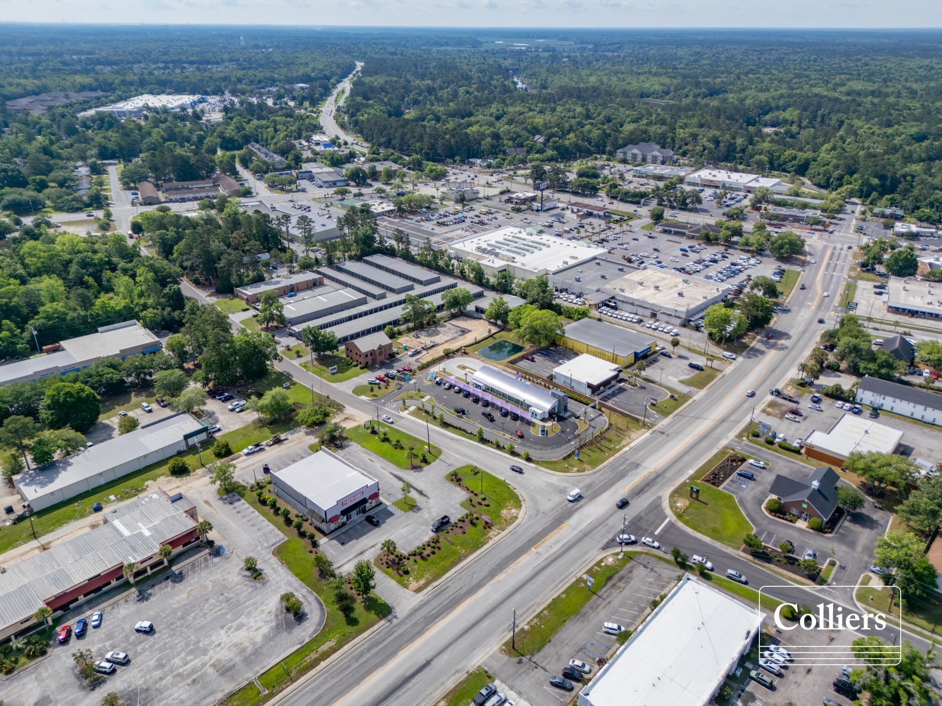 768 Travelers Boulevard Photo 19