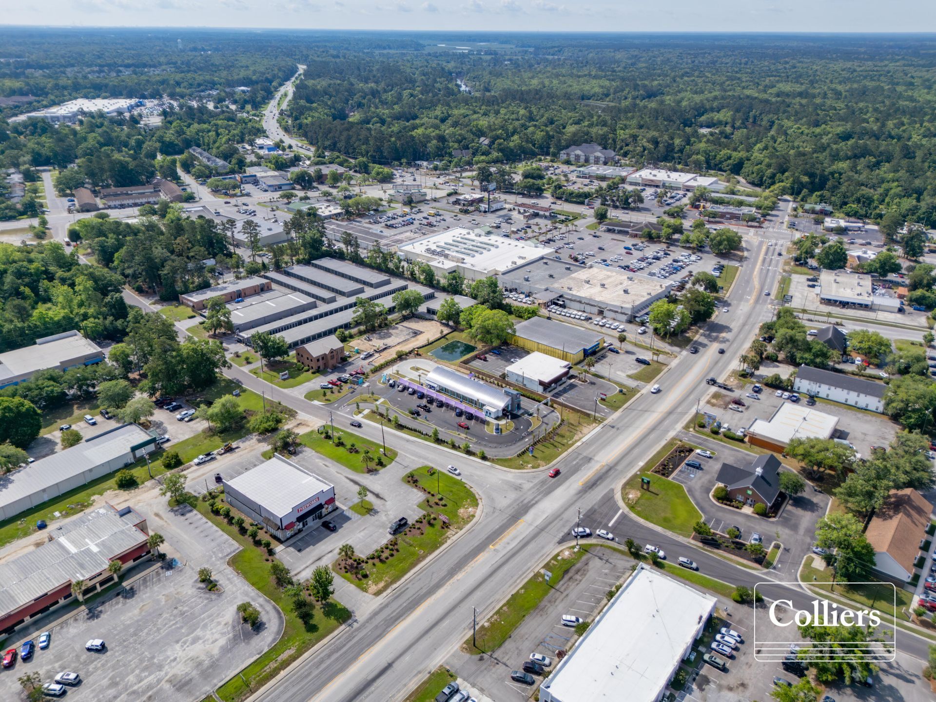 768 Travelers Boulevard Photo 20